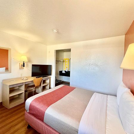 Motel 6-Bellflower, Ca - Los Angeles 외부 사진