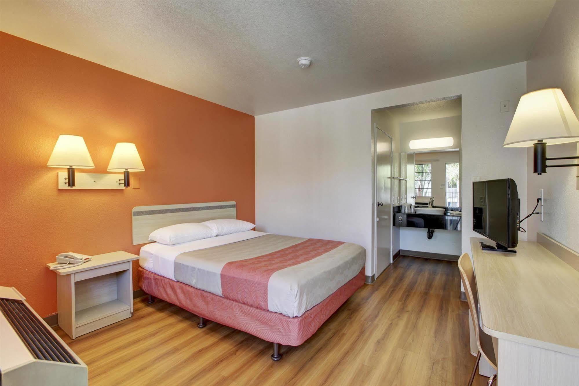 Motel 6-Bellflower, Ca - Los Angeles 외부 사진