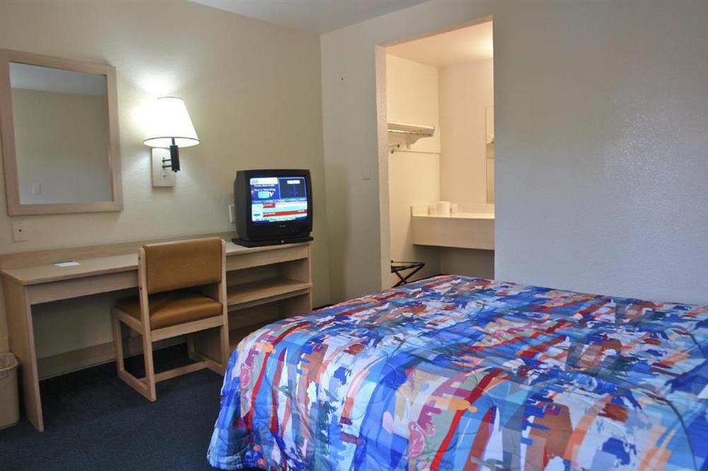 Motel 6-Bellflower, Ca - Los Angeles 객실 사진